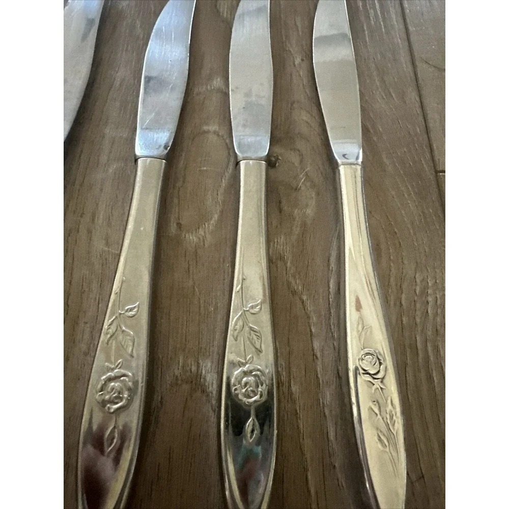 MY ROSE 4 Dinner Knives Oneida‎ Community Stainless Flatware